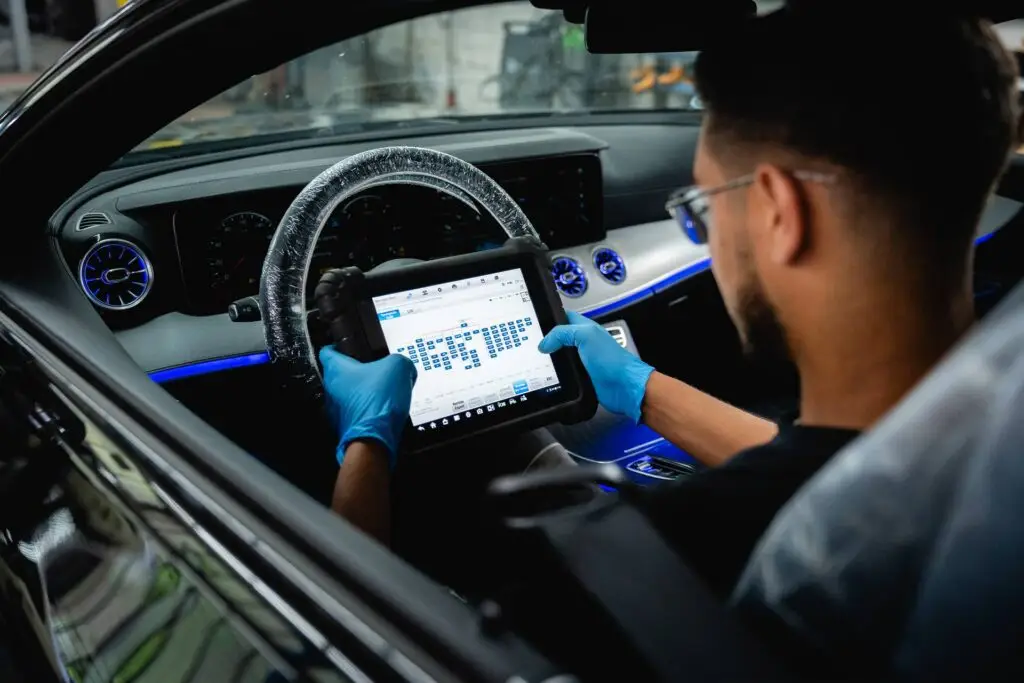 GTS Schadenzentrum Berlin Kfz Werkstatt Berlin Fahrerassistenzsysteme Reparatur und Kalibrierung