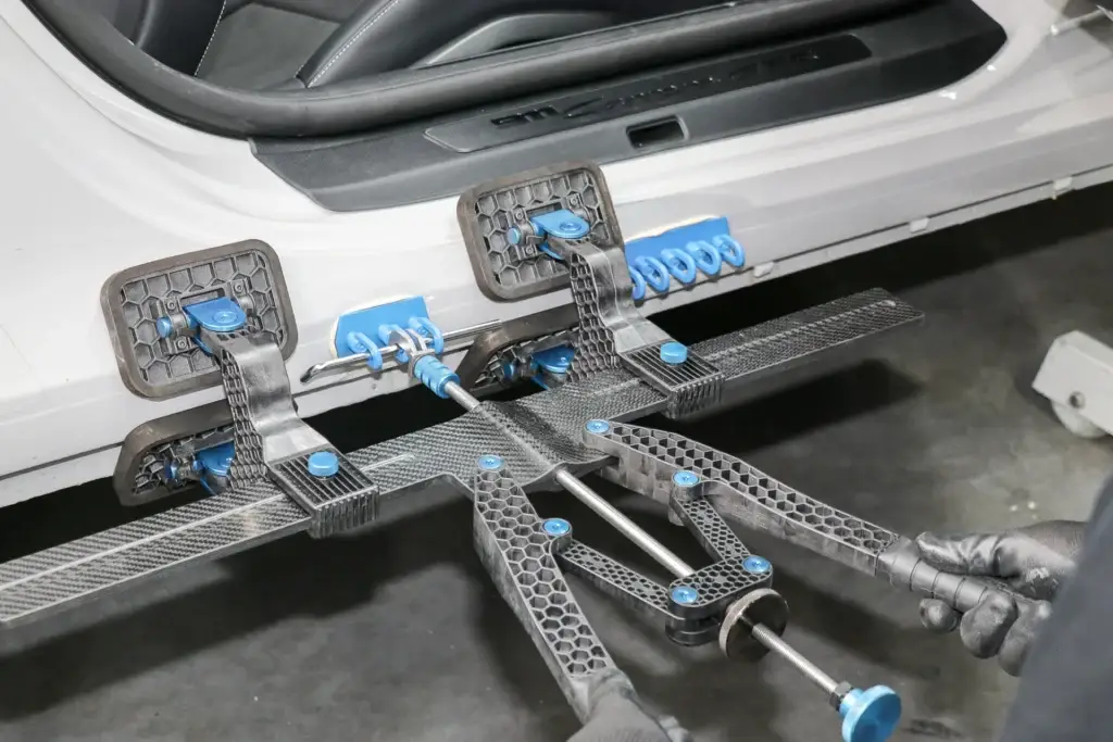 GTS Schadenzentrum Berlin Kfz Werkstatt Aluminiumreparatur Porsche